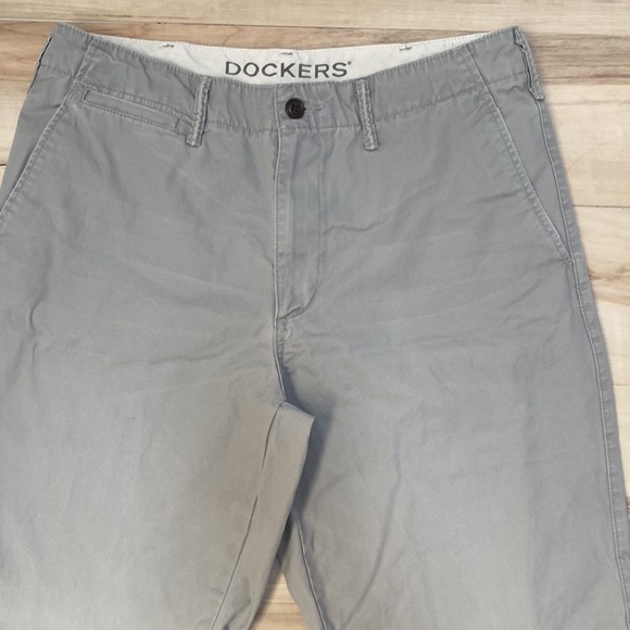 Dockers Mens Size 33X30 D2 Straight Fit - Picture 2 of 8